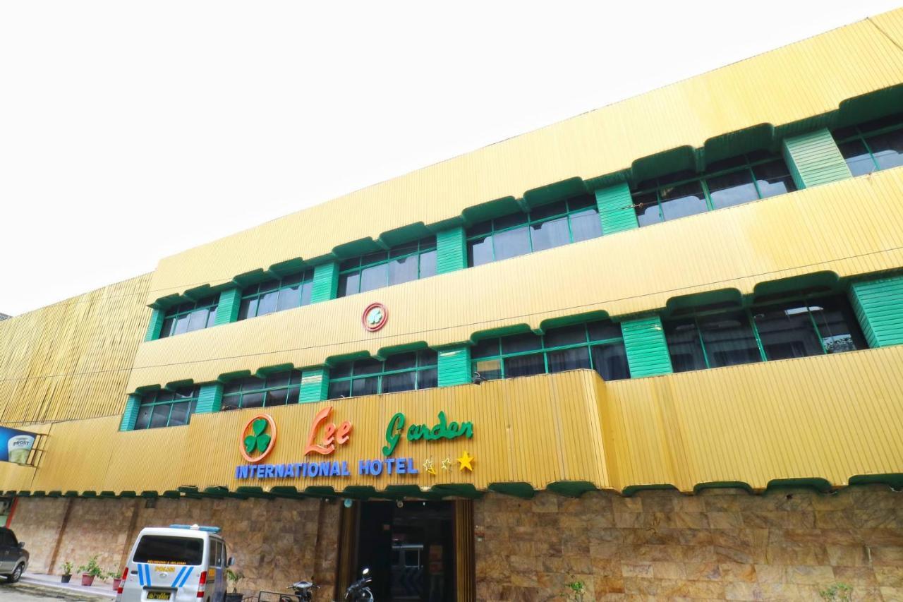 Lee Garden Hotel Medan Ngoại thất bức ảnh